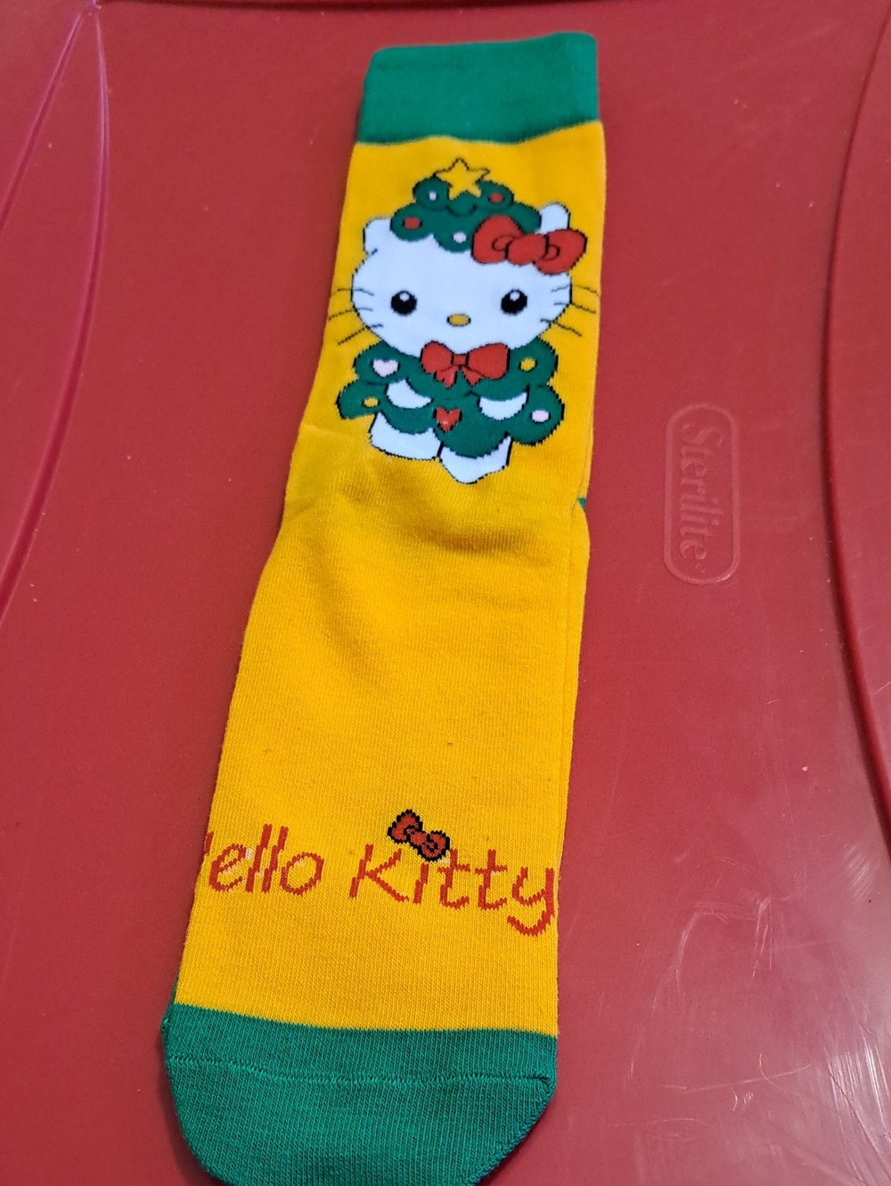 Hello Kitty Christmas Crew Socks 5 Pair Holiday Set OS - Picture 5 of 12